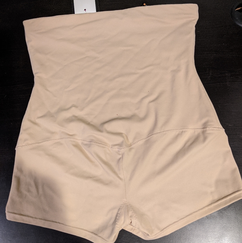 Maidenform Firm Control Hi Waist Boyshort